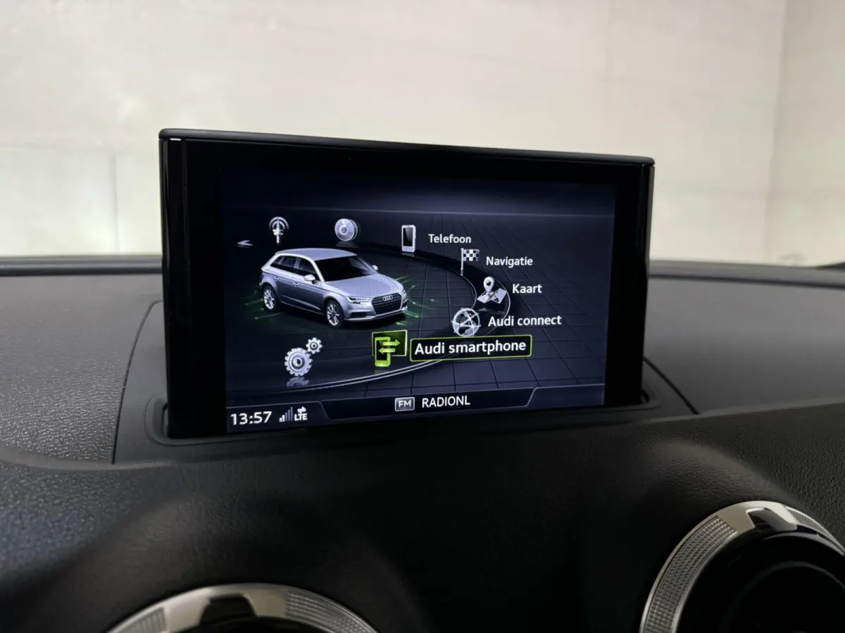 1.4 e-tron Pano Virtual ACC DSG PDC NAP