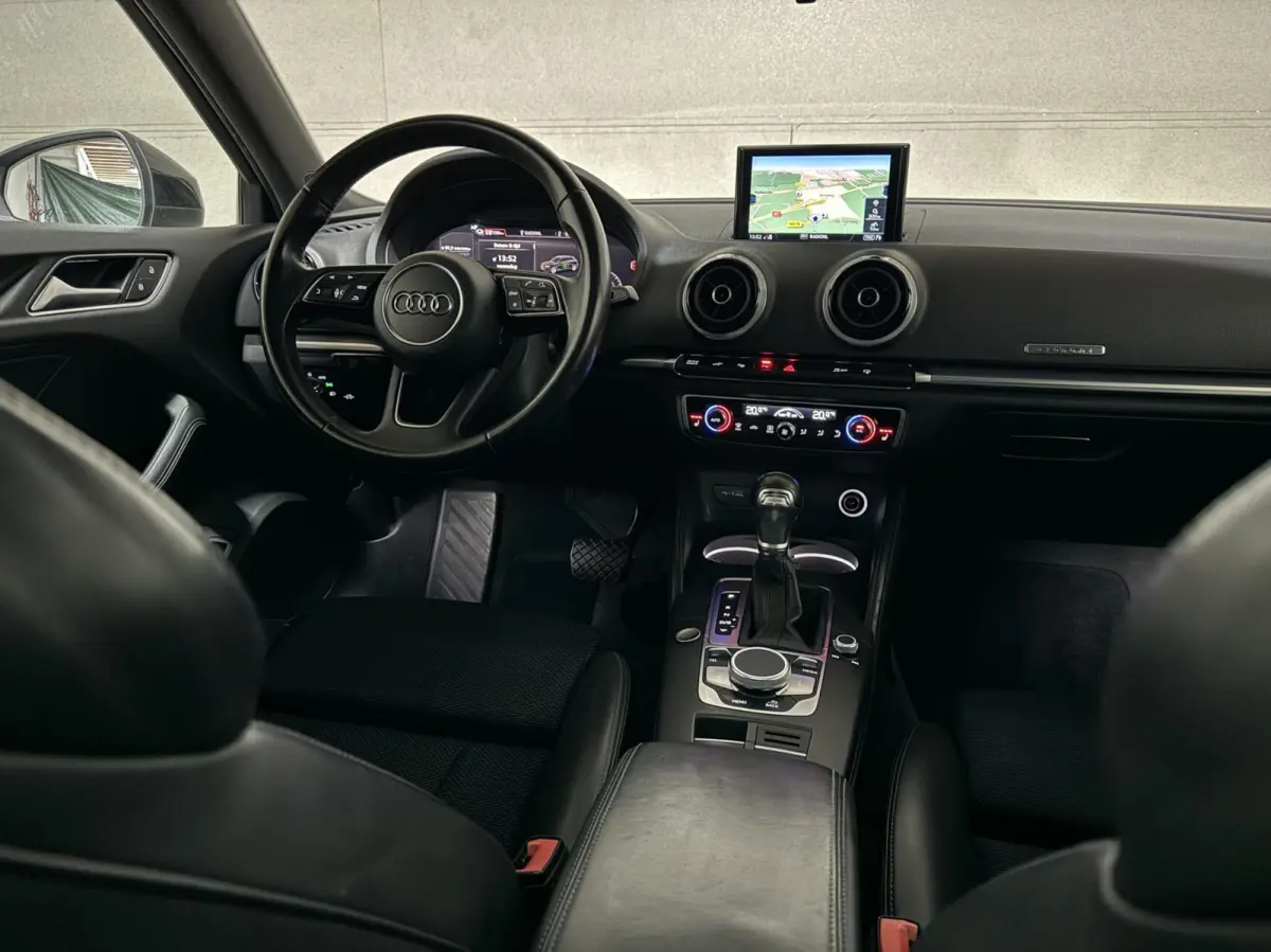 1.4 e-tron Pano Virtual ACC DSG PDC NAP