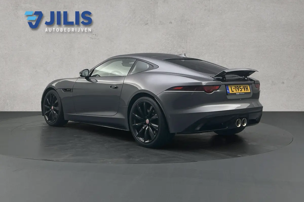 3.0 V6 RWD R-Dynamic | Facelift | Dealeronderhouden | Camera | Memory seats