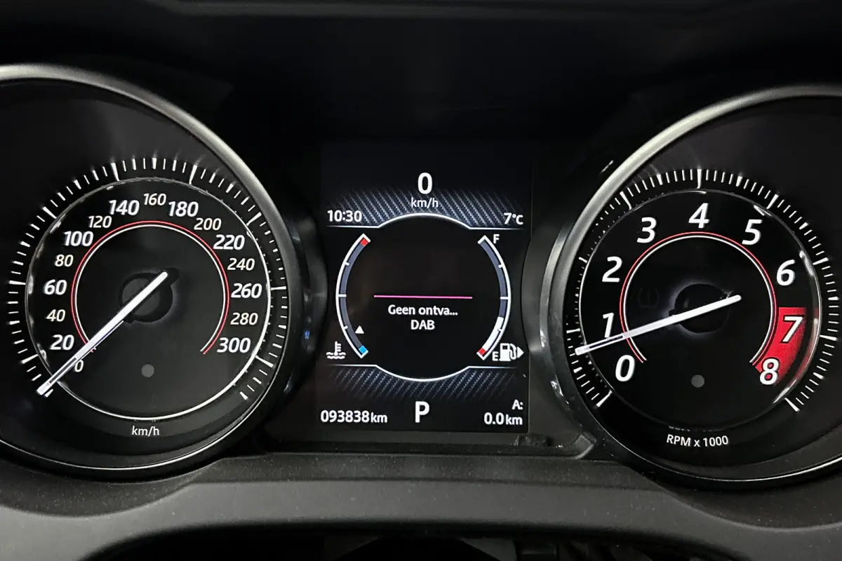 3.0 V6 RWD R-Dynamic | Facelift | Dealeronderhouden | Camera | Memory seats