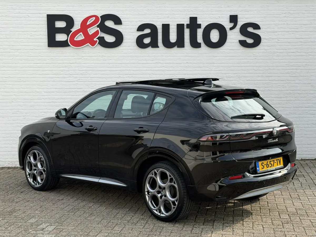 1.5T Hybrid Ti Panorama Pdc+Camera Carplay Cruise Mem. Seats Stoelverwarming/ventilatie Stuurverwarming