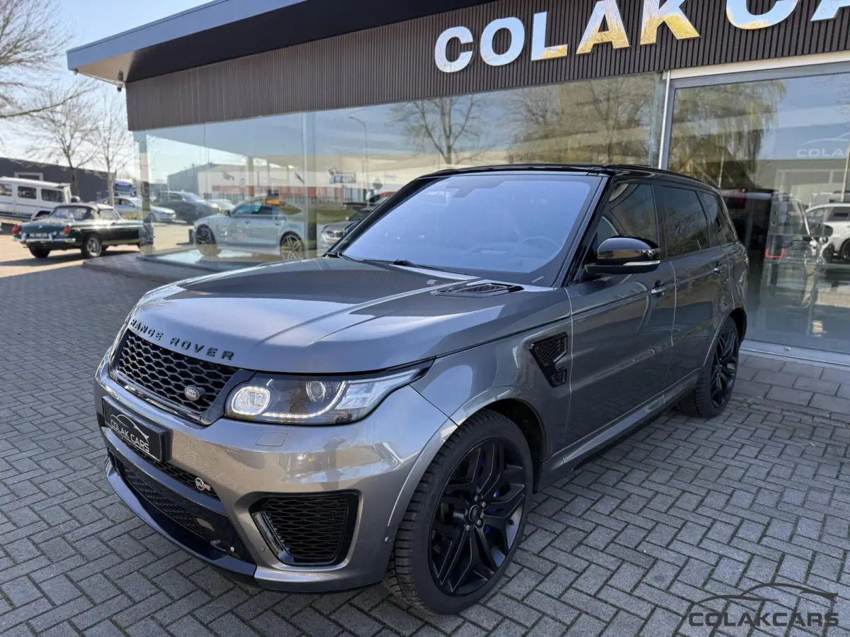 5.0 V8 Supercharged SVR Pano