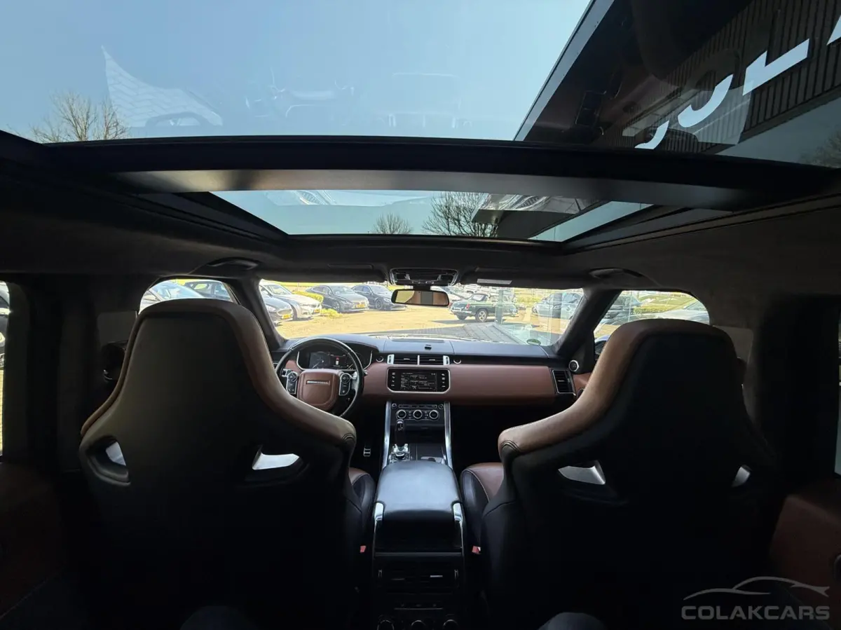 5.0 V8 Supercharged SVR Pano