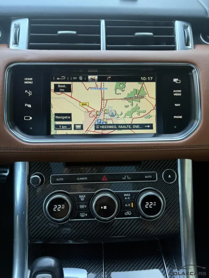 5.0 V8 Supercharged SVR Pano