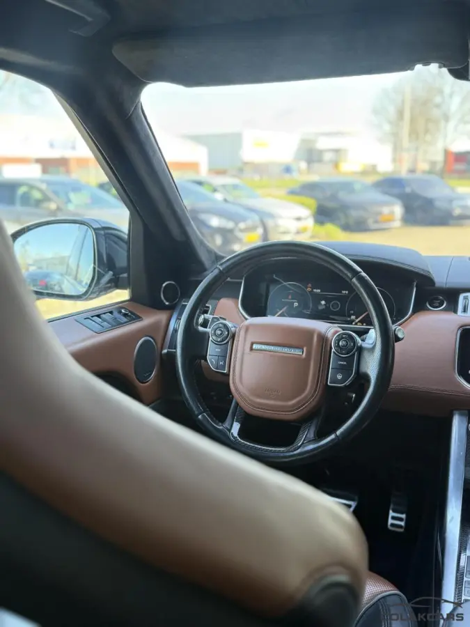 5.0 V8 Supercharged SVR Pano