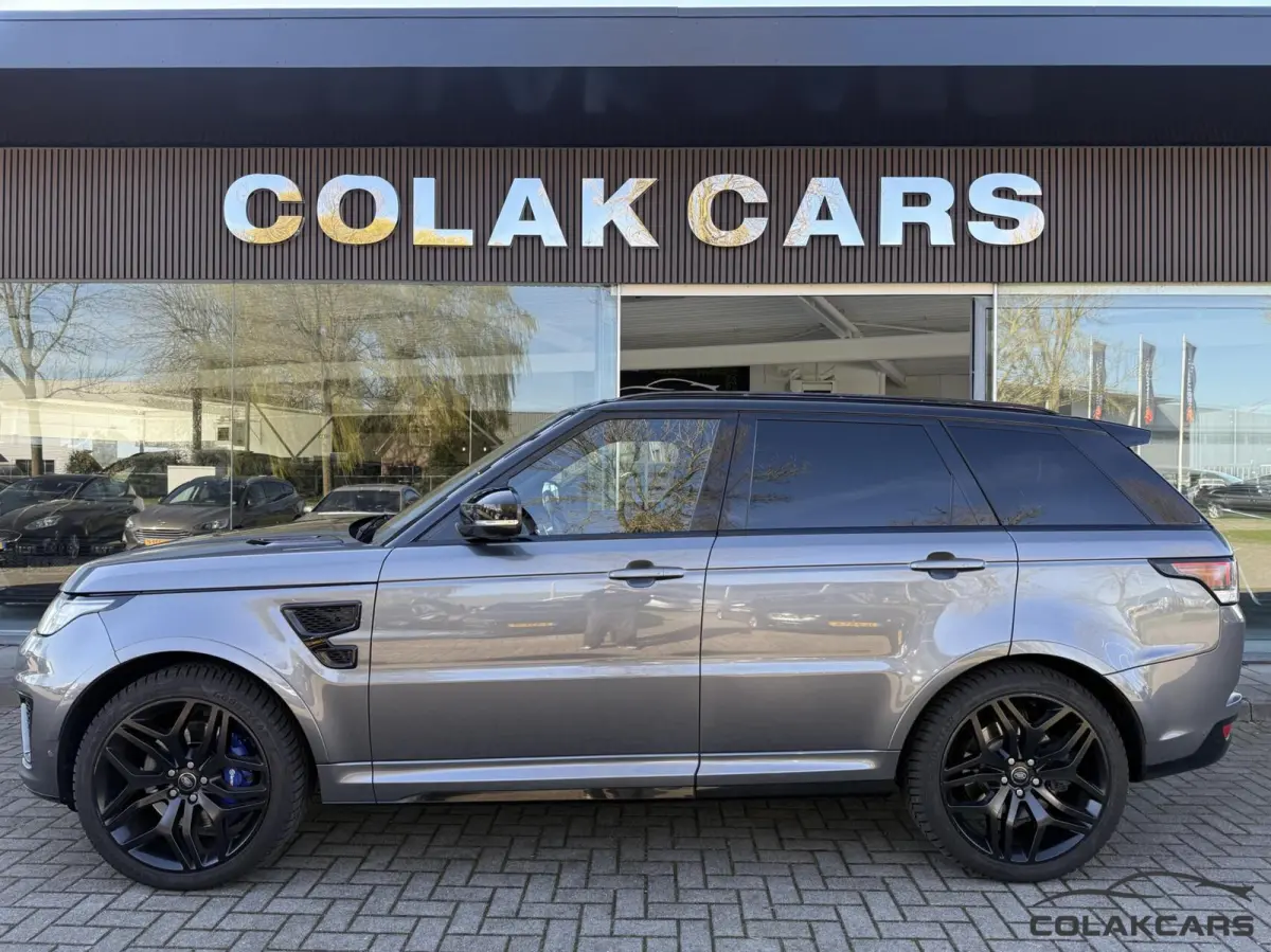 5.0 V8 Supercharged SVR Pano