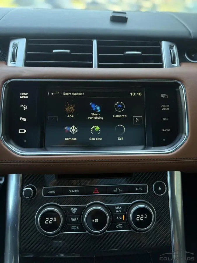 5.0 V8 Supercharged SVR Pano