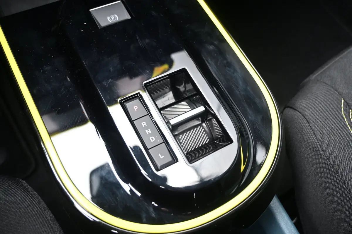 1.2 Hybrid ICON 110pk Automaat Tot 8 Jaar Garantie! | Navigatie by App | Cruise Control | Full-LED | Parkeersensoren | !!
