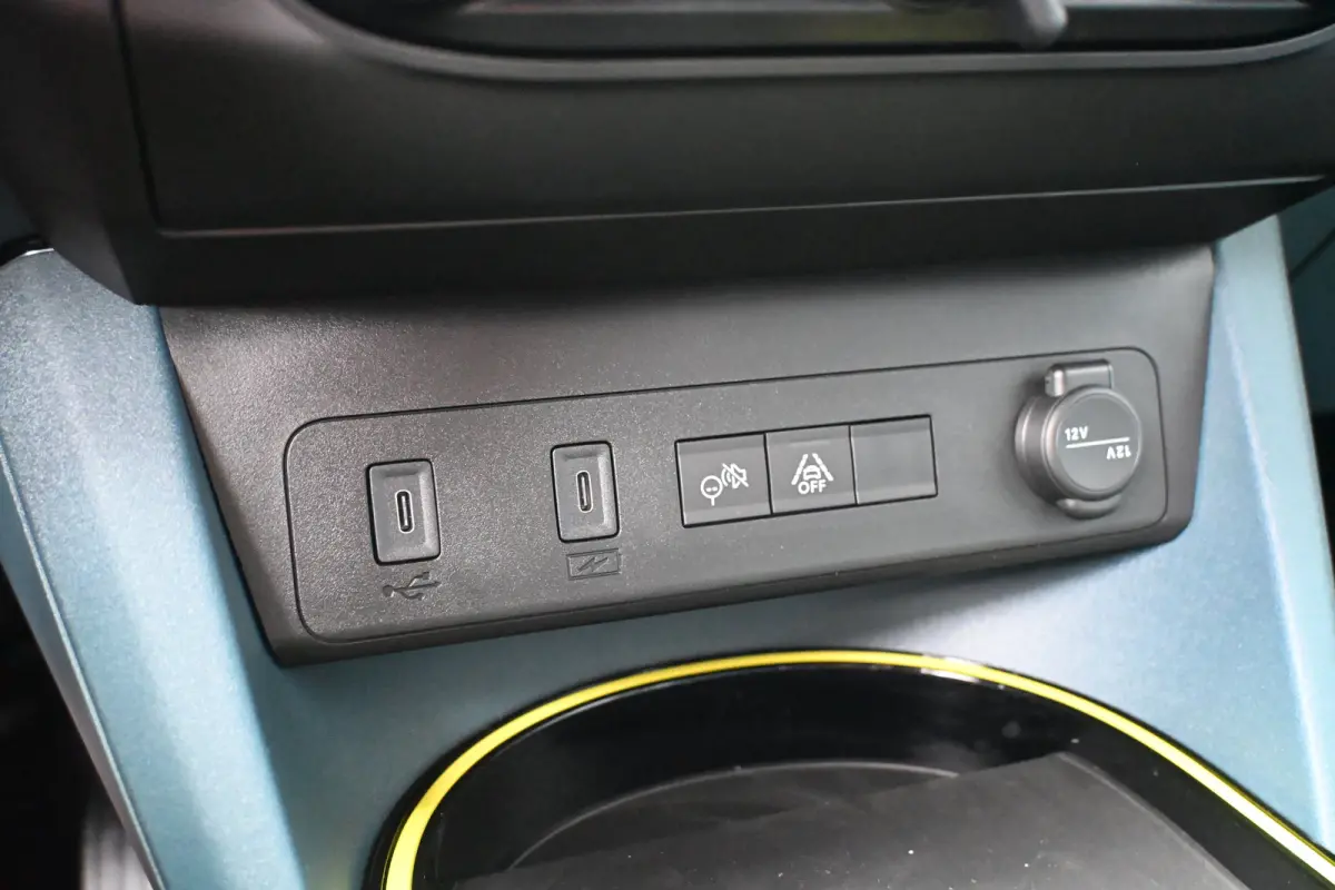 1.2 Hybrid ICON 110pk Automaat Tot 8 Jaar Garantie! | Navigatie by App | Cruise Control | Full-LED | Parkeersensoren | !!