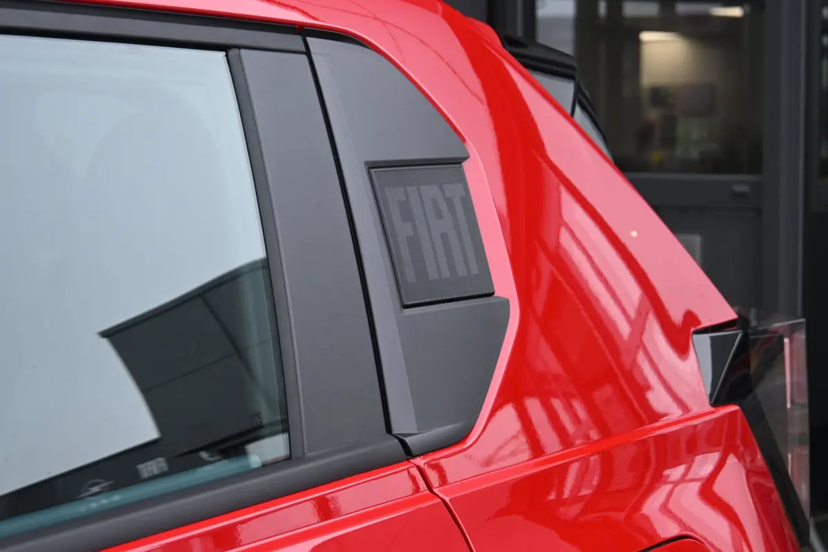 1.2 Hybrid ICON 110pk Automaat Tot 8 Jaar Garantie! | Navigatie by App | Cruise Control | Full-LED | Parkeersensoren | !!