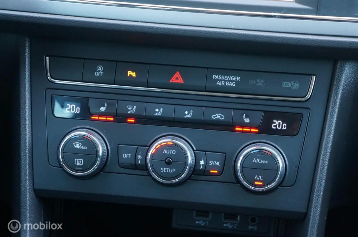 1.0 TSI H6 Style Ultimate Ed. Navi Digi Dash!