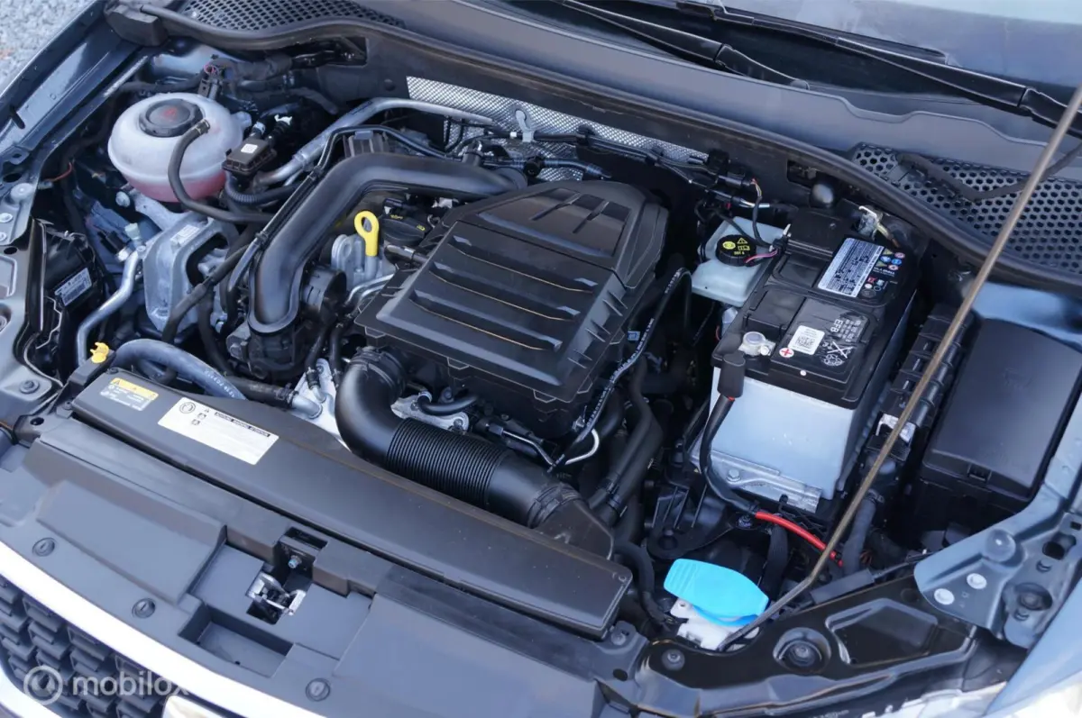 1.0 TSI H6 Style Ultimate Ed. Navi Digi Dash!