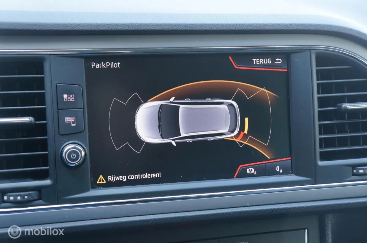 1.0 TSI H6 Style Ultimate Ed. Navi Digi Dash!