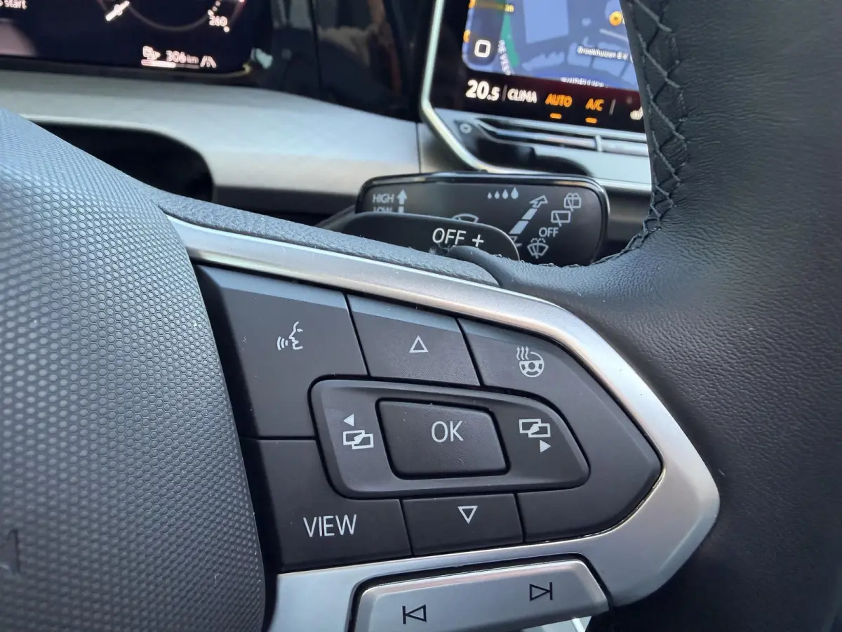 1.5 eHybrid Life Edition 204 PK | SOH 100% | Automaat | Adaptive Cruise Control | Lane Assist | Travel Assist | Apple Carplay | 360 Camera | Panoramadak | Trekhaak | Stoelverwarming | Stuurv