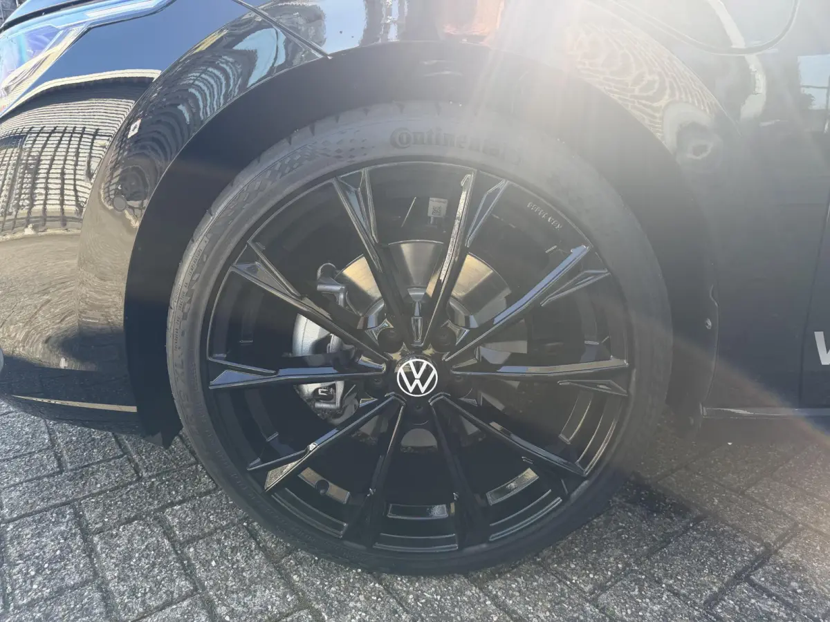 1.5 eHybrid Life Edition 204 PK | SOH 100% | Automaat | Adaptive Cruise Control | Lane Assist | Travel Assist | Apple Carplay | 360 Camera | Panoramadak | Trekhaak | Stoelverwarming | Stuurv