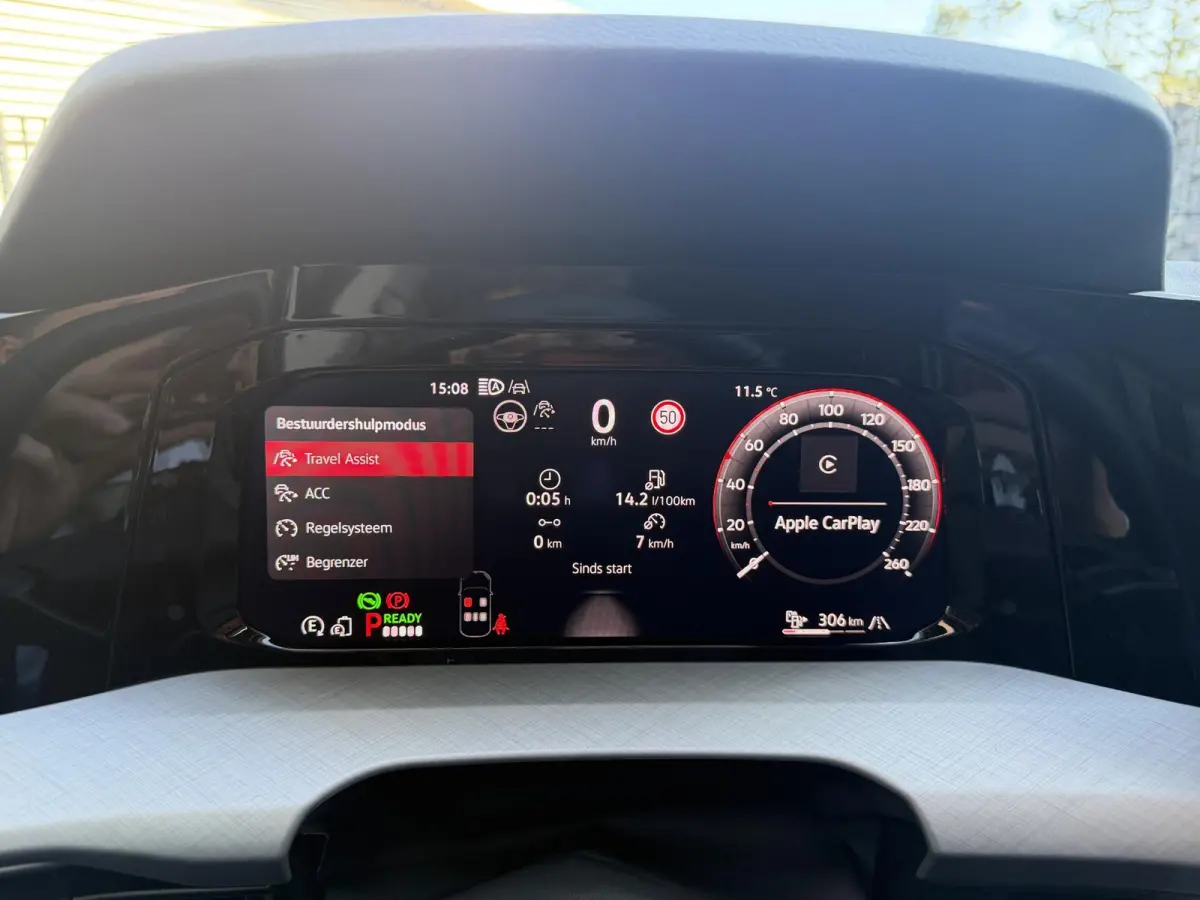 1.5 eHybrid Life Edition 204 PK | SOH 100% | Automaat | Adaptive Cruise Control | Lane Assist | Travel Assist | Apple Carplay | 360 Camera | Panoramadak | Trekhaak | Stoelverwarming | Stuurv