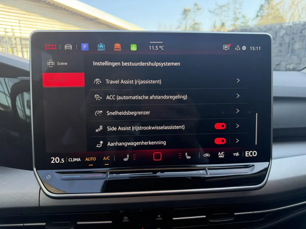1.5 eHybrid Life Edition 204 PK | SOH 100% | Automaat | Adaptive Cruise Control | Lane Assist | Travel Assist | Apple Carplay | 360 Camera | Panoramadak | Trekhaak | Stoelverwarming | Stuurv