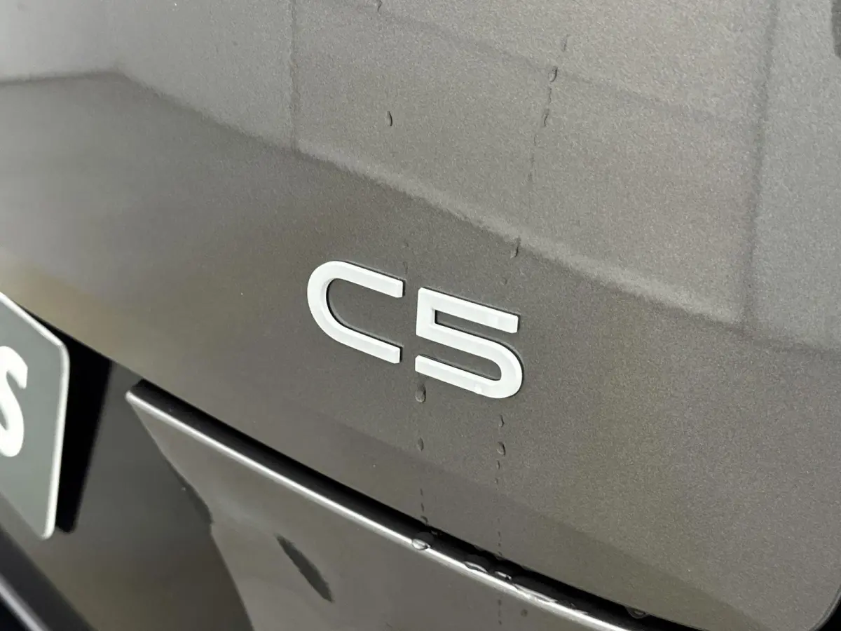 1.6 Plug-In Hybrid 195pk Max | Inruilpremie! | Nieuw model | Luxe lederen stoelen | 20" lichtmetalen velgen | 8 jaar care garantie |