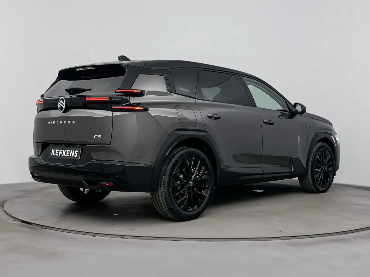 1.6 Plug-In Hybrid 195pk Max | Inruilpremie! | Nieuw model | Luxe lederen stoelen | 20" lichtmetalen velgen | 8 jaar care garantie |