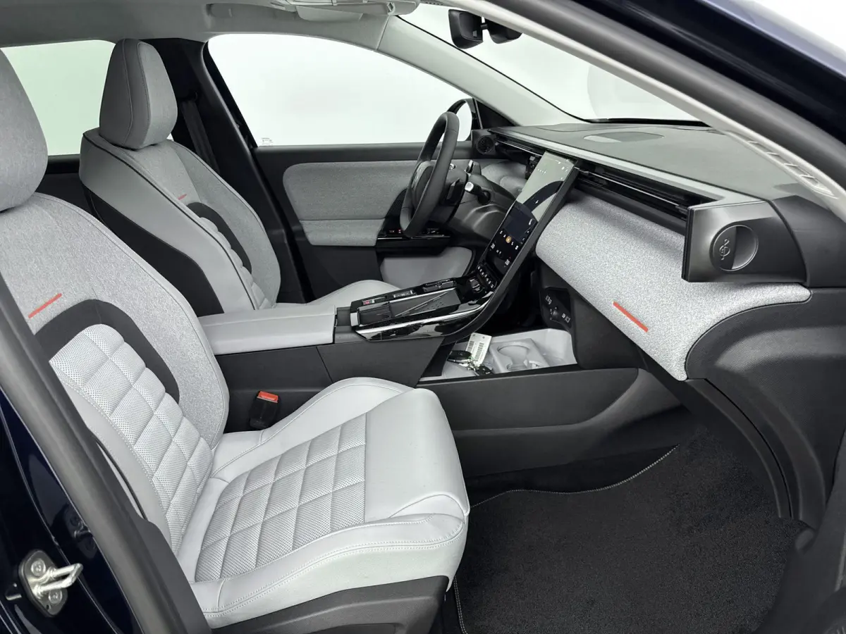 Business Comfort Range 74 kWh | inruilpremie | Luxe lederen stoelen | 8 jaar care garantie | Warmtepomp |