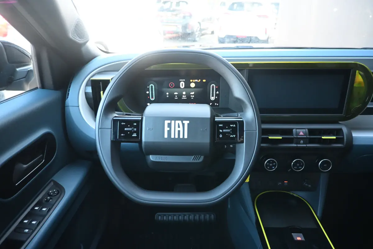 1.2 Hybrid ICON | Voorraad-Actie!! | Draadloos Apple Carplay & Android Auto | Airco | Cruise Control | !!