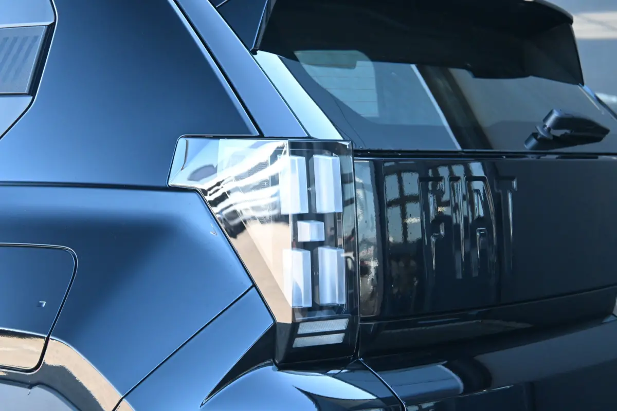 1.2 Hybrid ICON | Voorraad-Actie!! | Draadloos Apple Carplay & Android Auto | Airco | Cruise Control | !!