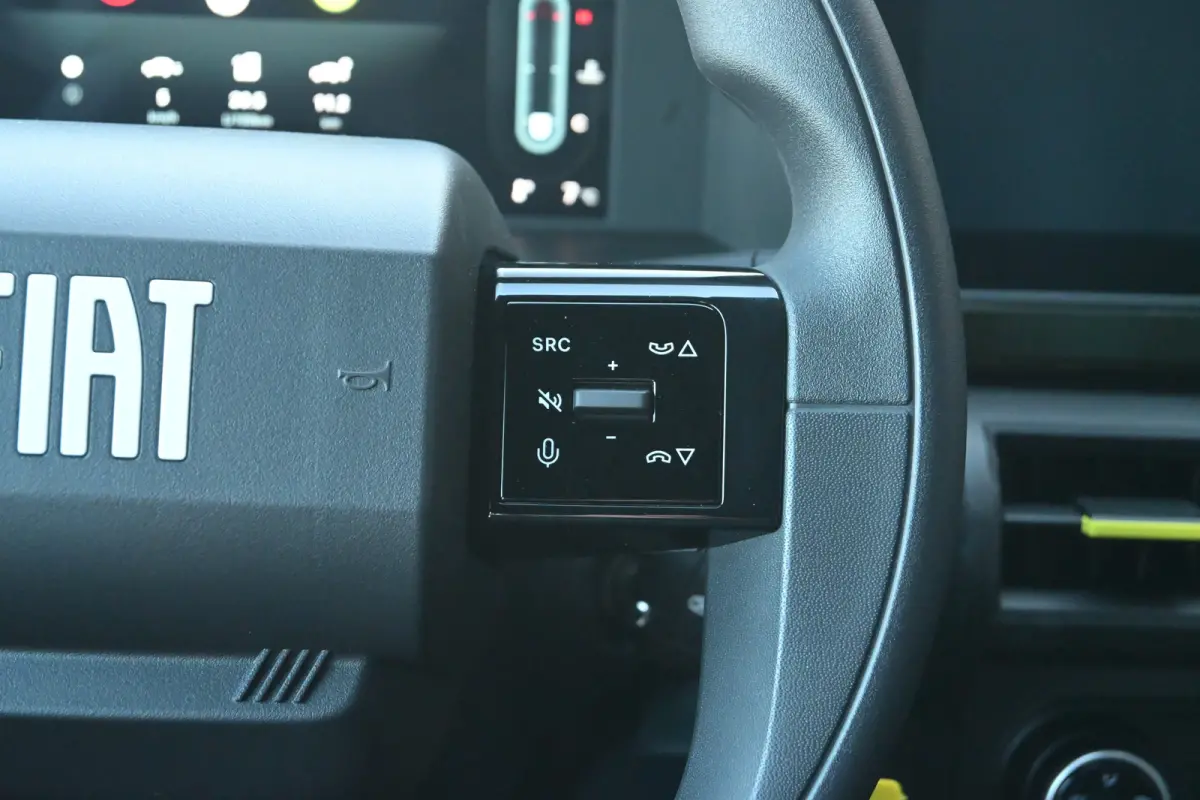 1.2 Hybrid ICON | Voorraad-Actie!! | Draadloos Apple Carplay & Android Auto | Airco | Cruise Control | !!