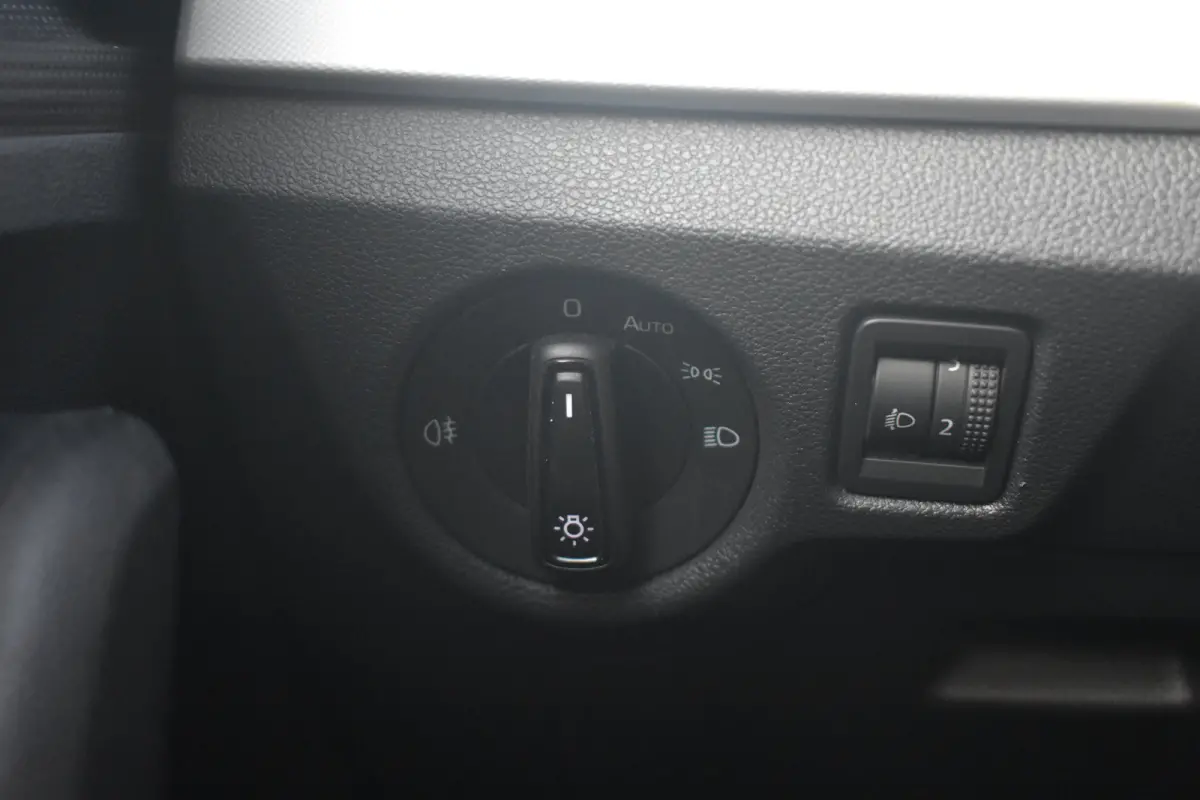 1.0 TSI 110PK Sport Business DSG/AUTOMAAT 1e EIGENAAR | APP. CONNECT | CRUISE CONTROL | FULL LED | DAB+