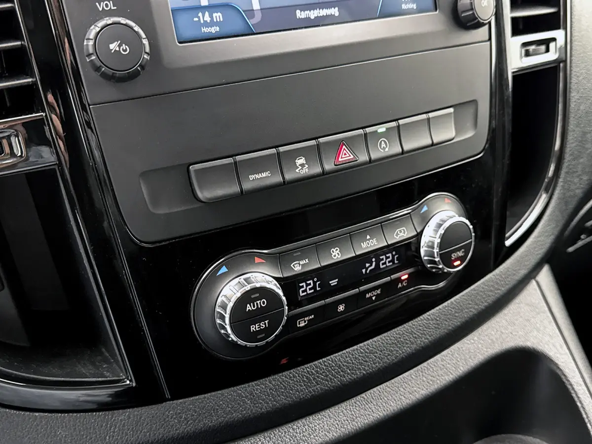 124 CDI DC L2 Dubbele Cabine 237pk Dubbele Schuifdeur Leder Adaptieve Cruise Control Led