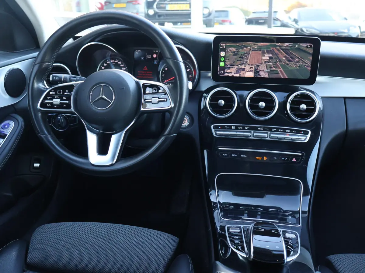 180 AUT. PREMIUM PLUS + BREEDBEELD CARPLAY | PANO | SFEERVERLICHTING | TREKHAAK