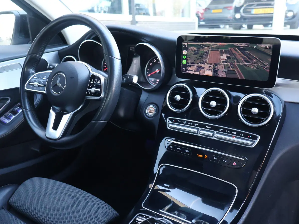 180 AUT. PREMIUM PLUS + BREEDBEELD CARPLAY | PANO | SFEERVERLICHTING | TREKHAAK
