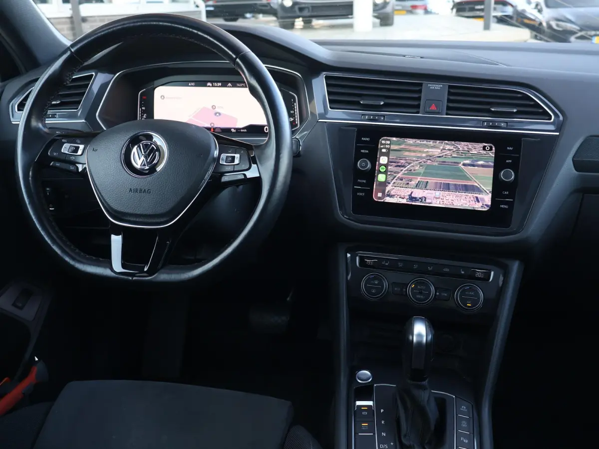 1.5 TSI DSG 7-PERS. R-LINE + PANORAMA | DYNAUDIO | MASSAGE | VIRTUAL COCKPIT | ELEK. TREKHAAK | STOEL/STUURVERW. | CAMERA | 20 INCH