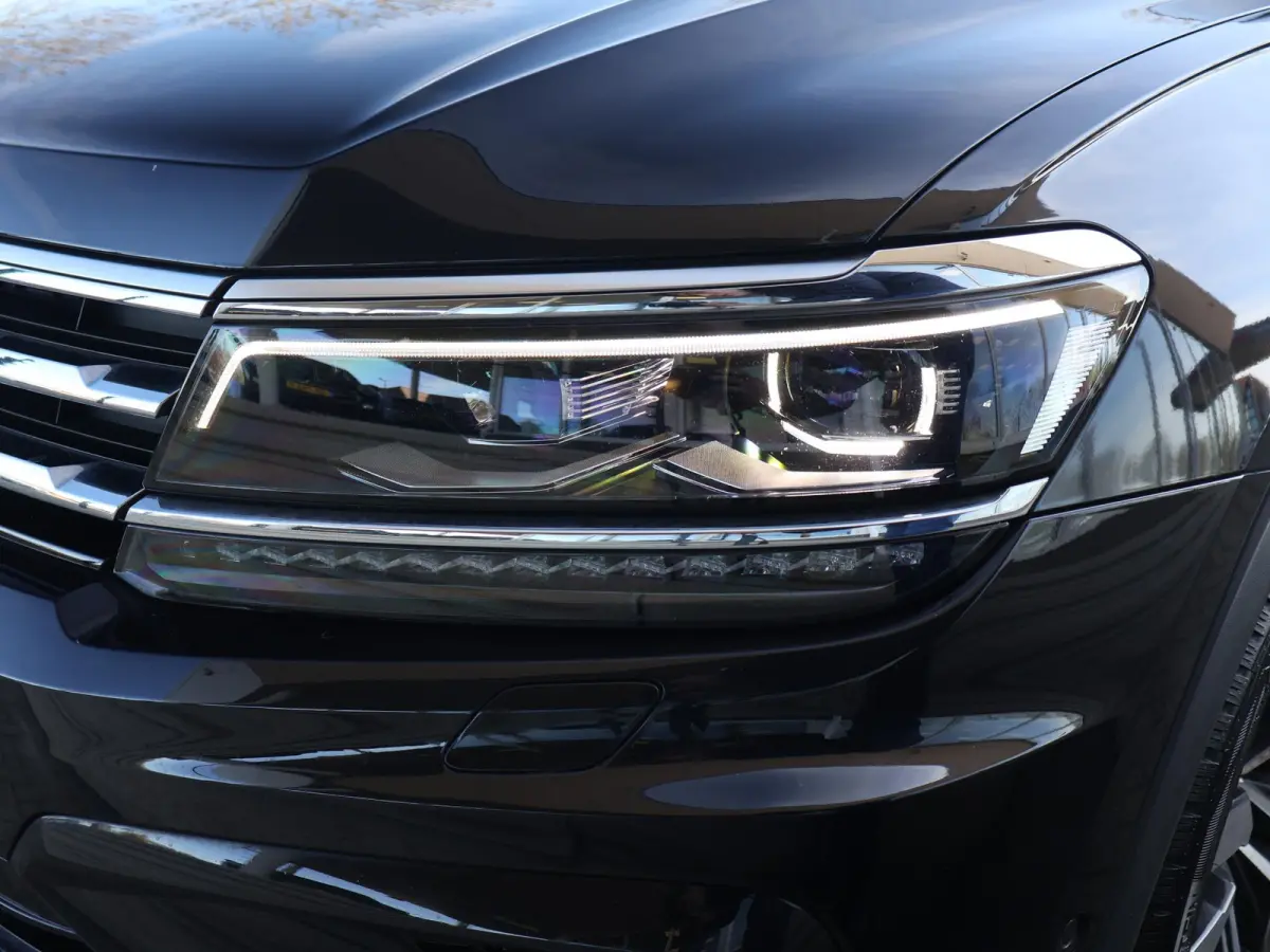 1.5 TSI DSG 7-PERS. R-LINE + PANORAMA | DYNAUDIO | MASSAGE | VIRTUAL COCKPIT | ELEK. TREKHAAK | STOEL/STUURVERW. | CAMERA | 20 INCH