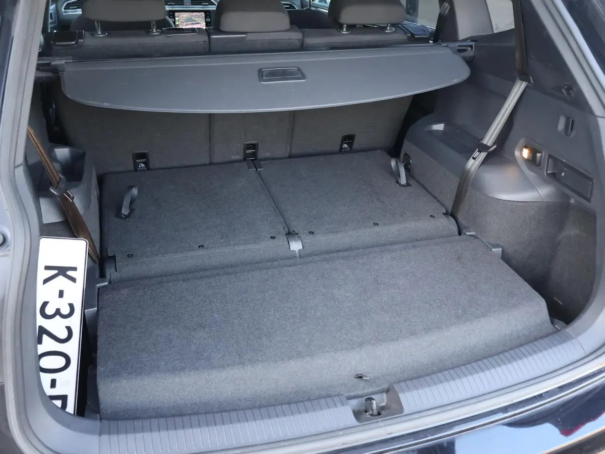 1.5 TSI DSG 7-PERS. R-LINE + PANORAMA | DYNAUDIO | MASSAGE | VIRTUAL COCKPIT | ELEK. TREKHAAK | STOEL/STUURVERW. | CAMERA | 20 INCH