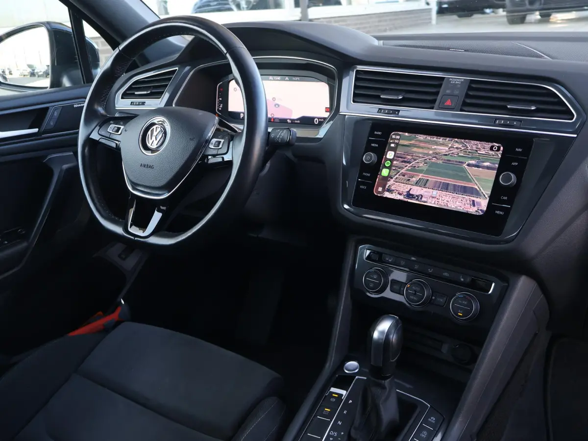 1.5 TSI DSG 7-PERS. R-LINE + PANORAMA | DYNAUDIO | MASSAGE | VIRTUAL COCKPIT | ELEK. TREKHAAK | STOEL/STUURVERW. | CAMERA | 20 INCH
