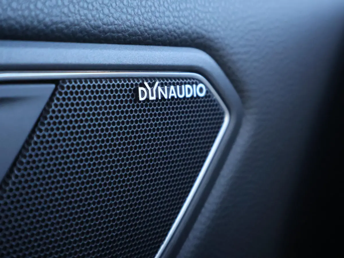1.5 TSI DSG 7-PERS. R-LINE + PANORAMA | DYNAUDIO | MASSAGE | VIRTUAL COCKPIT | ELEK. TREKHAAK | STOEL/STUURVERW. | CAMERA | 20 INCH