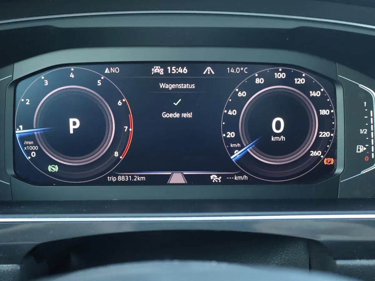1.5 TSI DSG 7-PERS. R-LINE + PANORAMA | DYNAUDIO | MASSAGE | VIRTUAL COCKPIT | ELEK. TREKHAAK | STOEL/STUURVERW. | CAMERA | 20 INCH