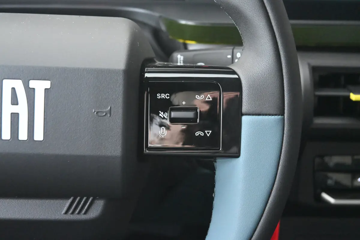 La Prima VOORRAAD-ACTIE! | 8 Jaar Fabrieksgarantie | Stoel/Stuur verwarming | Carplay | Draadloos Laden | Achteruitrijcamera