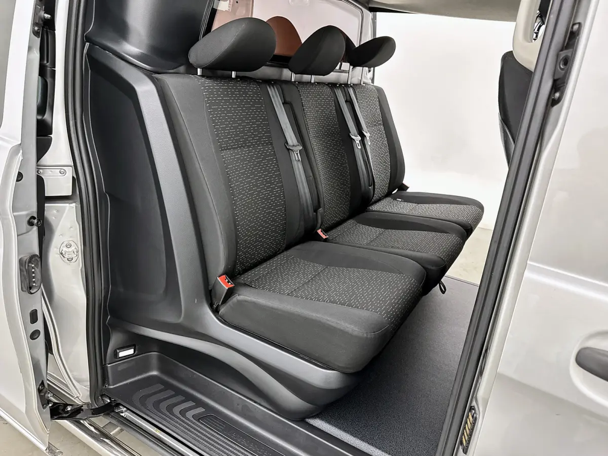 119 CDI Extra Lang DC Dubbele schuifdeur Led Navigatie Dubbele cabine Stoelverwarming Climate control