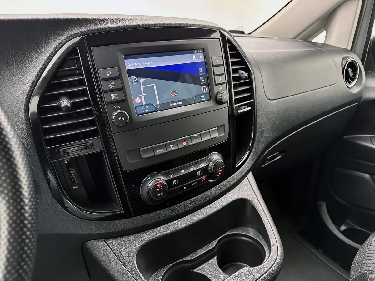 119 CDI Extra Lang DC Dubbele schuifdeur Led Navigatie Dubbele cabine Stoelverwarming Climate control