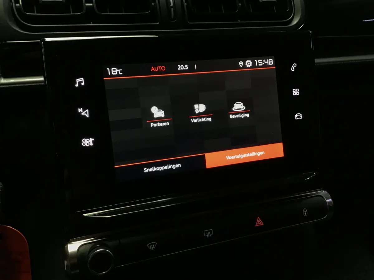 1.2 PureTech Feel I New Apk + Koppeling + Kln Brt I Clima I Cruise I Led Carplay I Navi I Led I Lane assist I Bt I Usb
