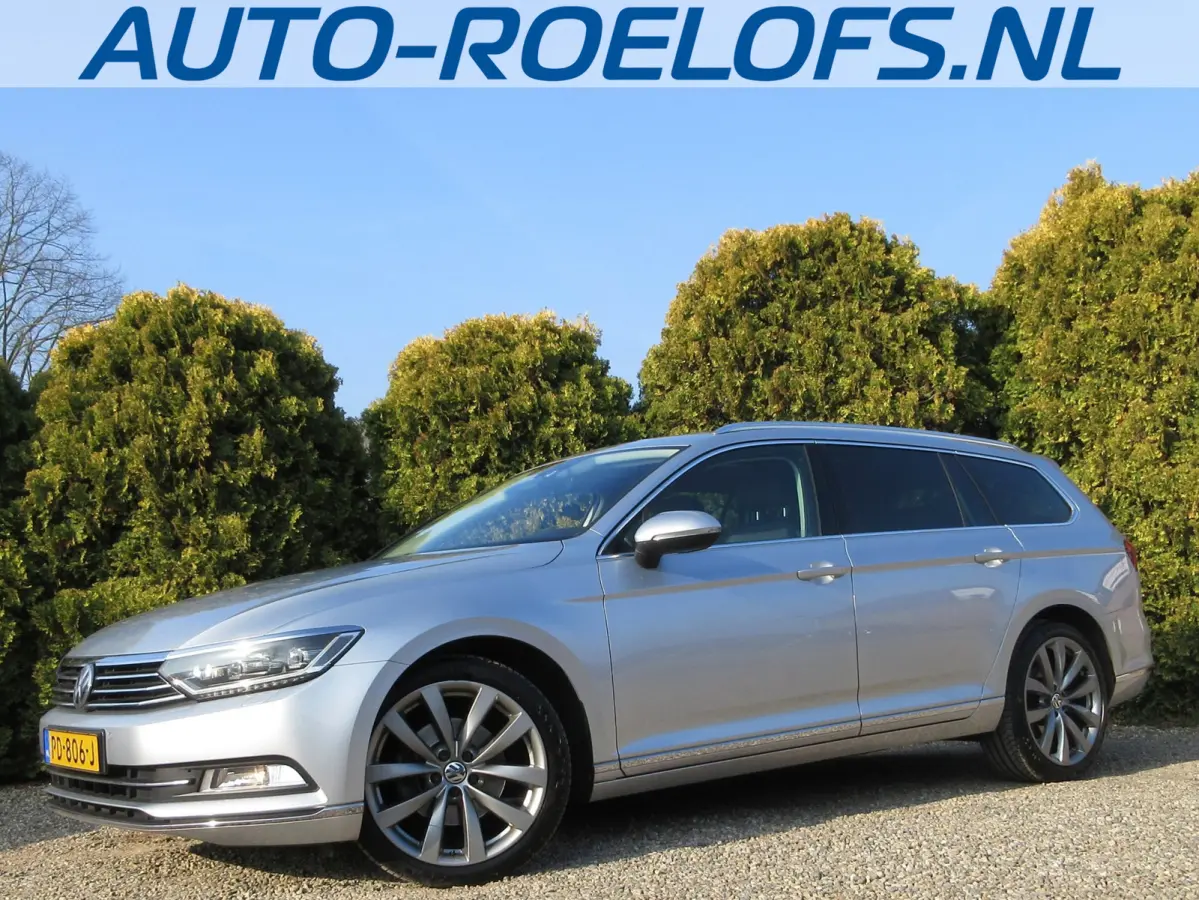 1.6 TDI Connected + * Panorama *