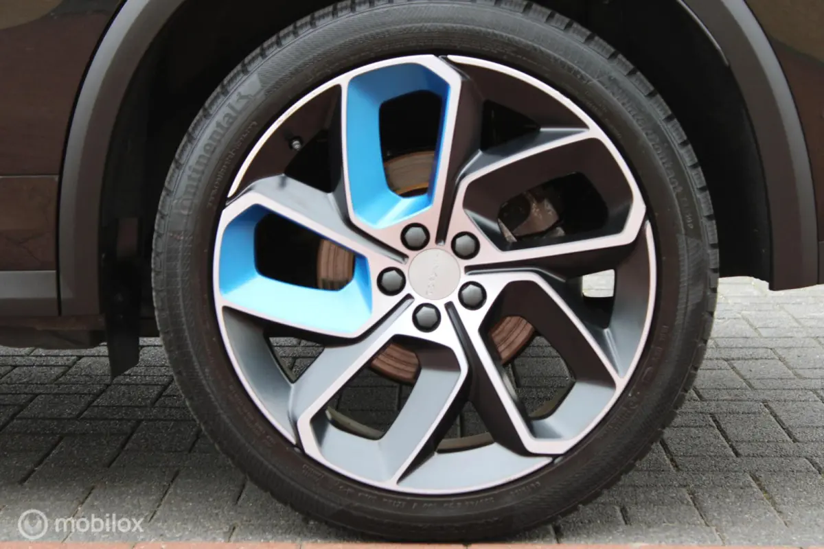 1.5 Plug-in Hybrid, Panoramadak, Stoelverwarming, Clima, Cruise, Pdc + Camera, Navi, App connect, Donker glas,
