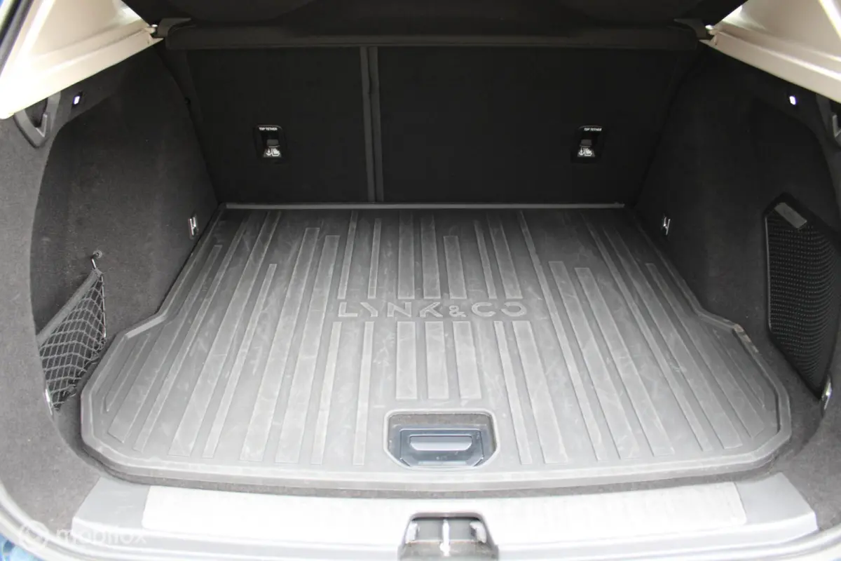 1.5 Plug-in Hybrid, Panoramadak, Stoelverwarming, Clima, Cruise, Pdc + Camera, Navi, App connect, Donker glas,