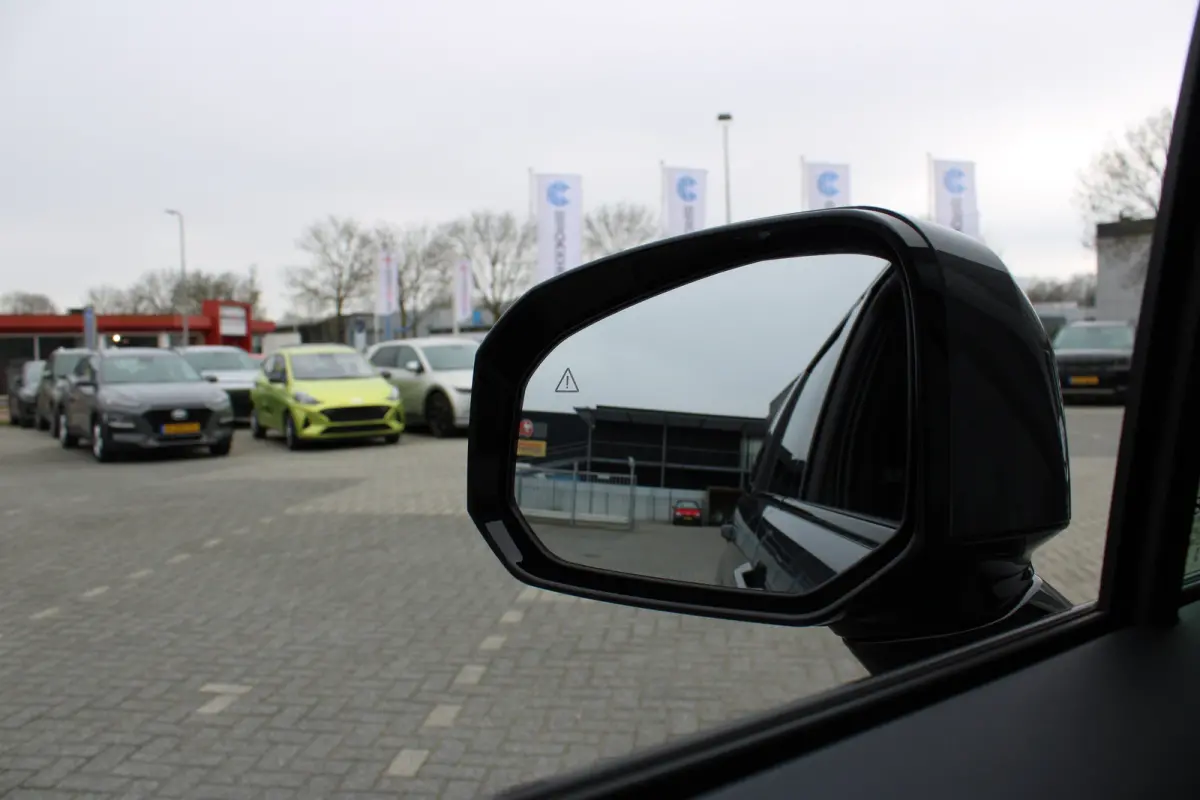 1.6 T-GDI PHEV Black Line 4WD 7p. | Achterbank in delen neerklapbaar | Achterbank verwarmd | Achterruitverwarming