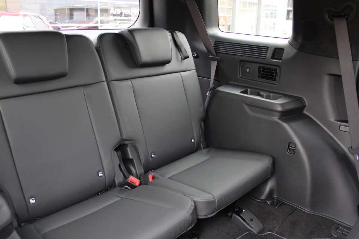 1.6 T-GDI PHEV Black Line 4WD 7p. | Achterbank in delen neerklapbaar | Achterbank verwarmd | Achterruitverwarming