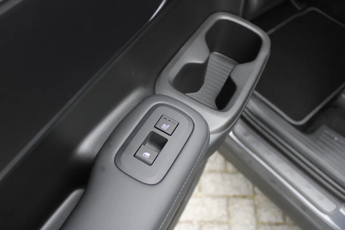 1.6 T-GDI PHEV Black Line 4WD 7p. | Achterbank in delen neerklapbaar | Achterbank verwarmd | Achterruitverwarming