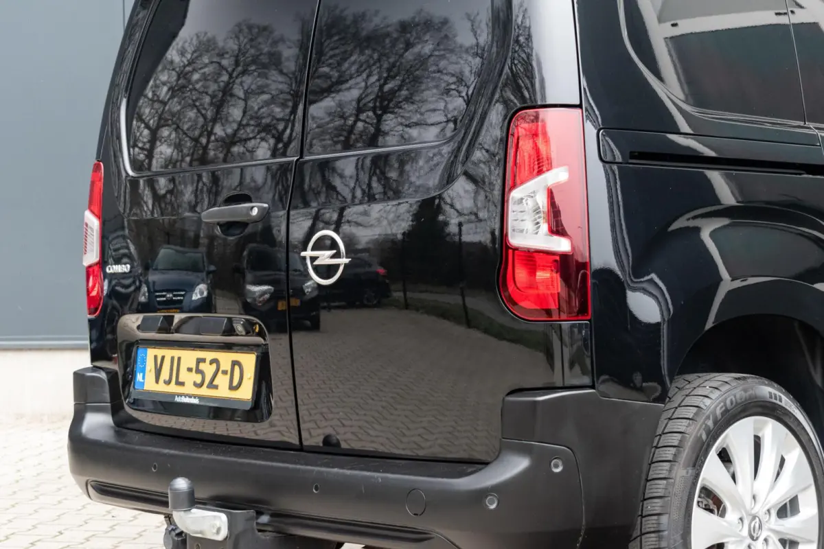 1.5D L1H1 Edition|CAMERA|TREKHAAK|PDC|CARPLAY|DODEHOEKDETECTIE|CLIMATE