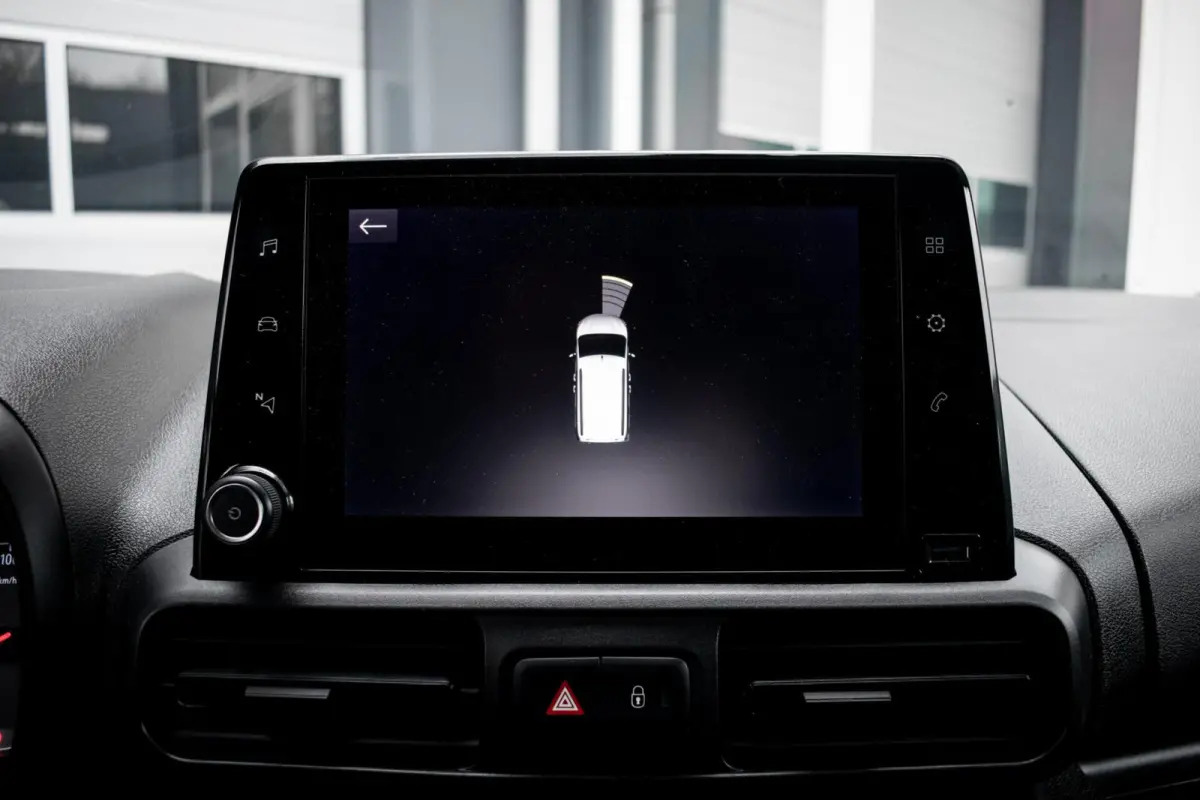 1.5D L1H1 Edition|CAMERA|TREKHAAK|PDC|CARPLAY|DODEHOEKDETECTIE|CLIMATE