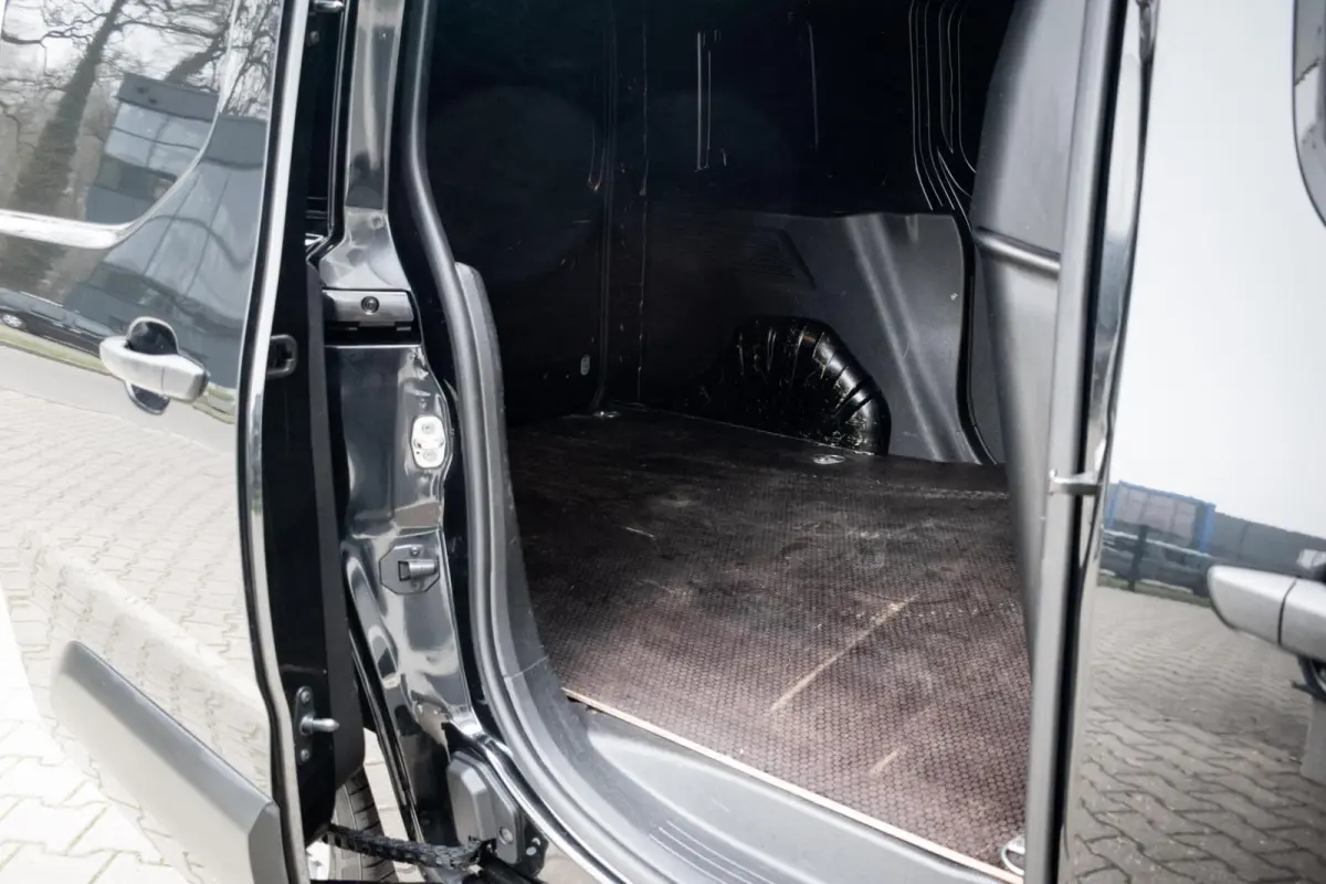 1.5D L1H1 Edition|CAMERA|TREKHAAK|PDC|CARPLAY|DODEHOEKDETECTIE|CLIMATE